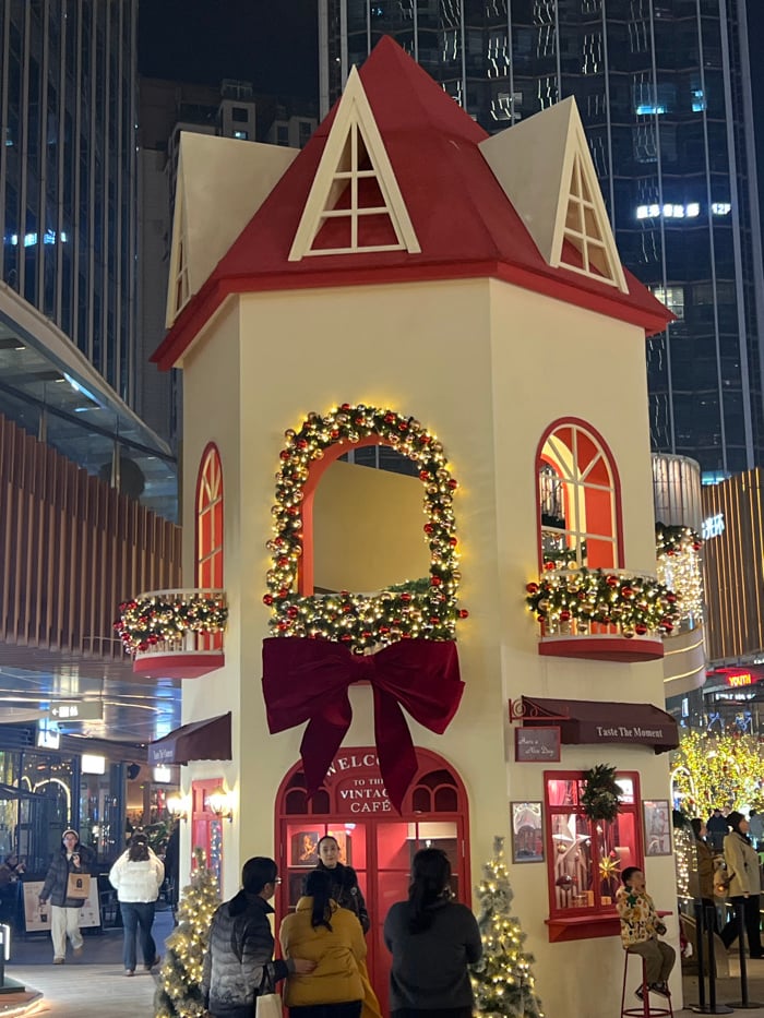Holiday celebrations documented in Liangjiang commercial district, China