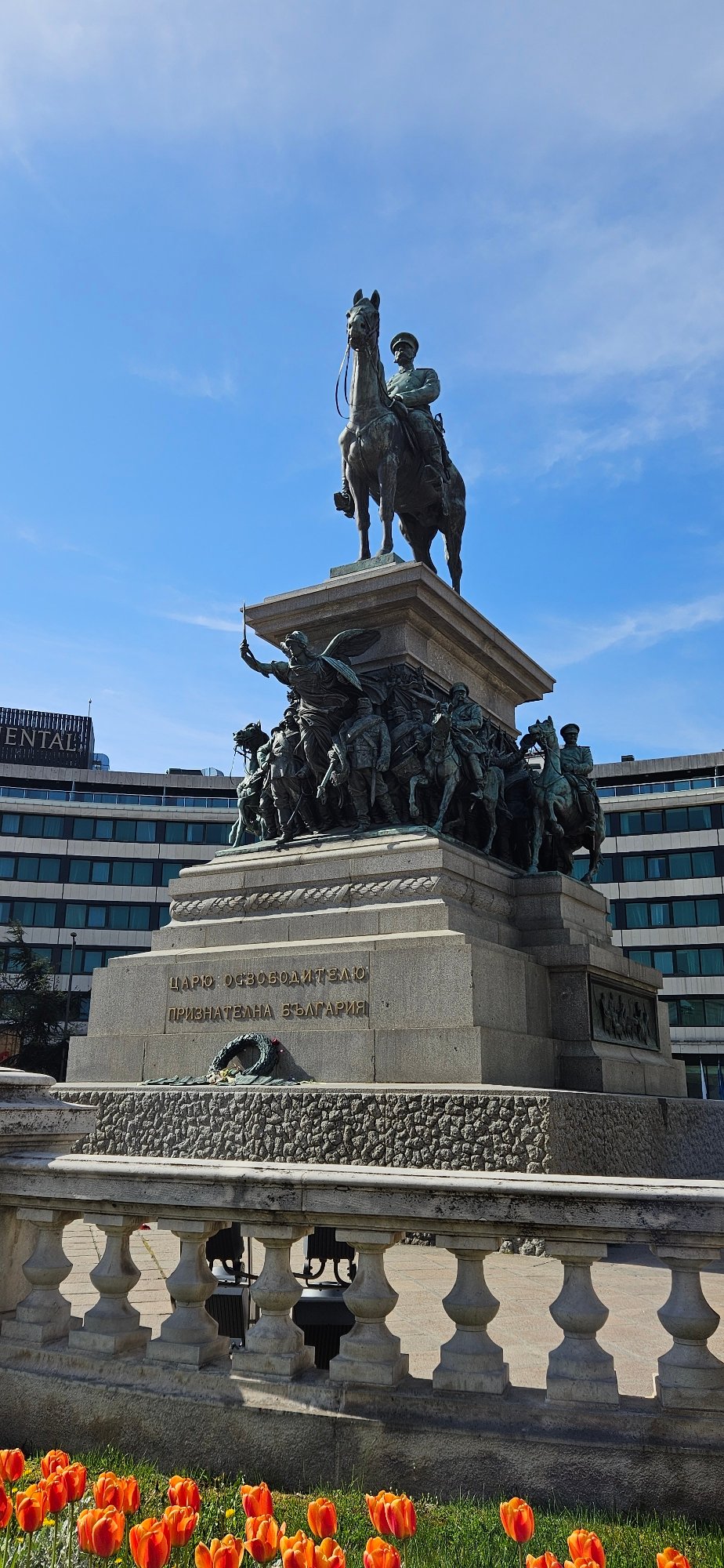 Sofia landmarks documented: Tsar Osvoboditel Monument and National Assembly