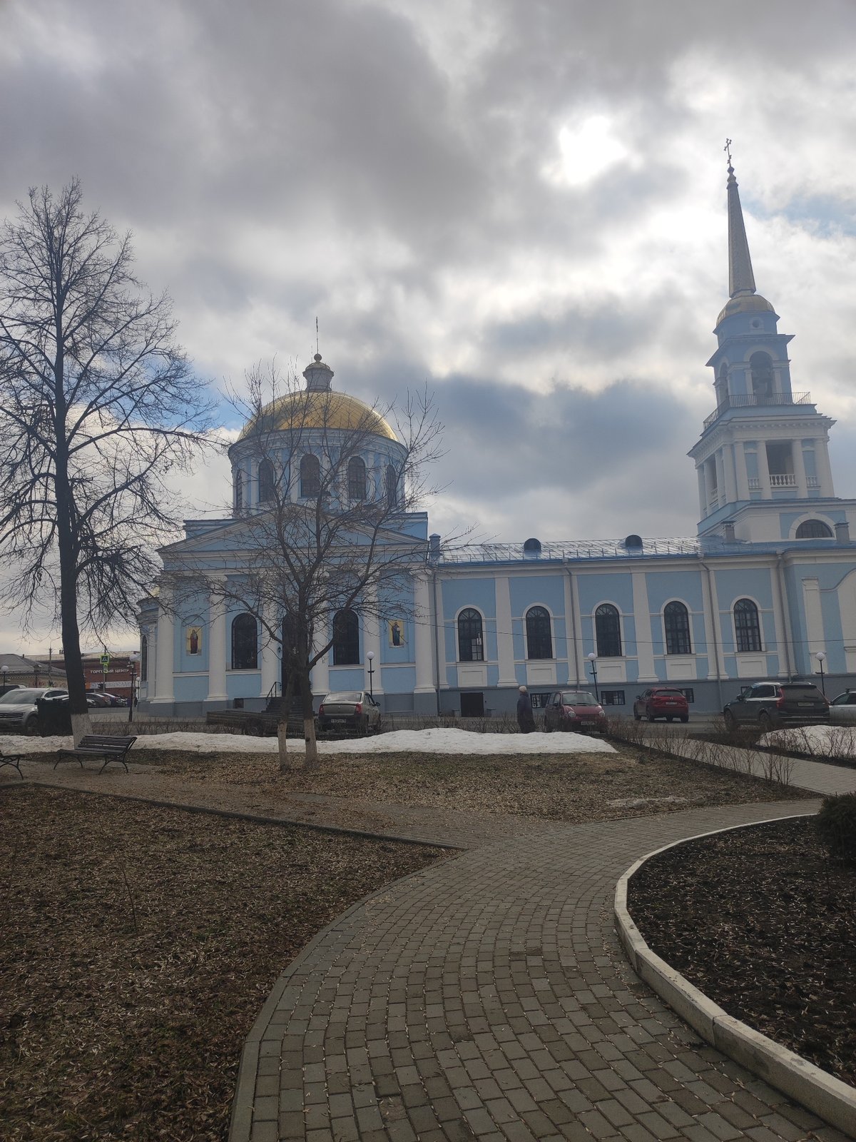 Spring morning scenes captured across Votkinsk, Russia