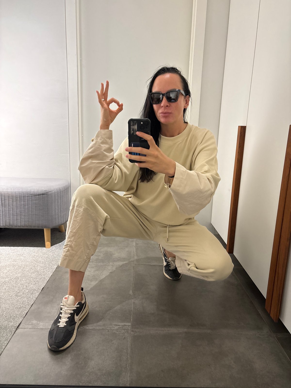 Late night selfie session captured in Chaikovsky, Russia