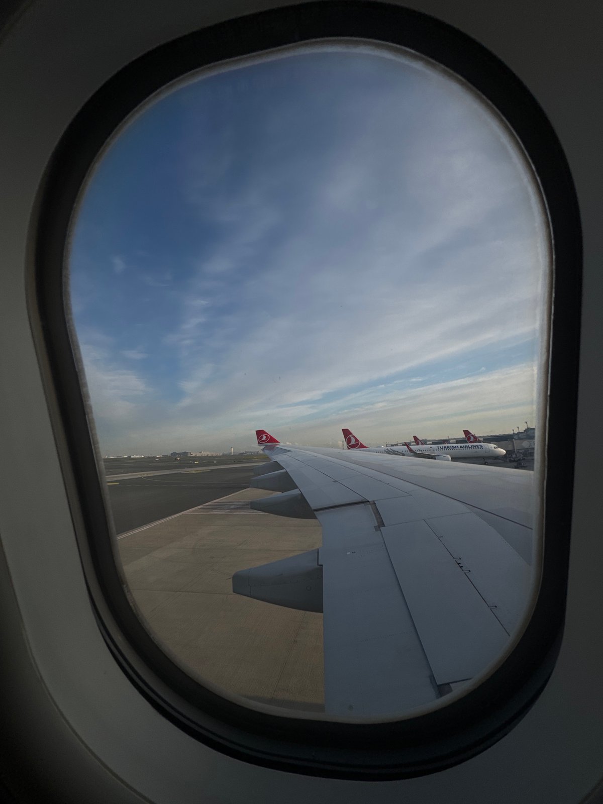 Passenger captures view of Turkish Airlines aircraft at Istanbul Airport