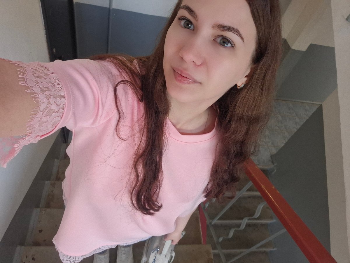 Tourist documents brief selfie tour of Chaikovsky, Russia landmarks