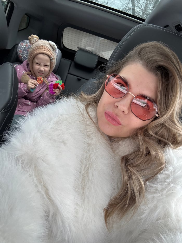 Daily life moments captured across Chaikovsky, Russia Sunday morning