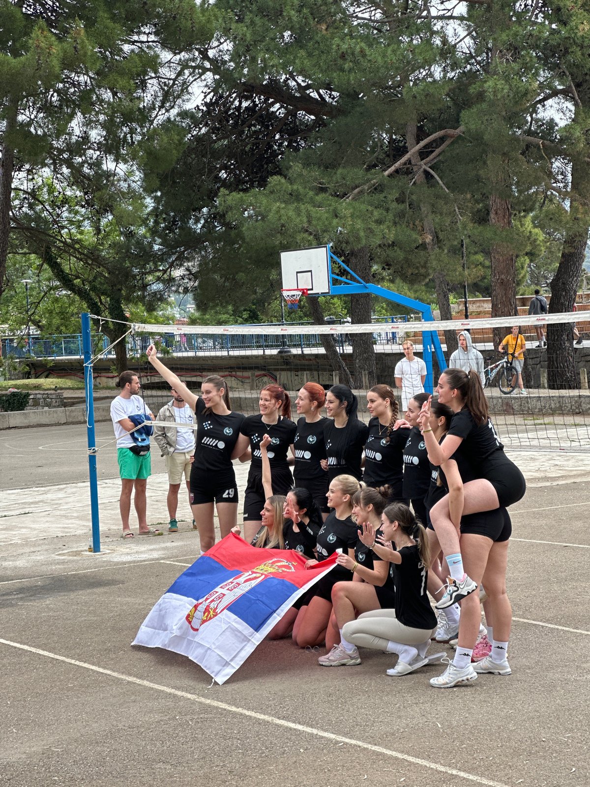 Women's volleyball team practices and celebrates in Budva