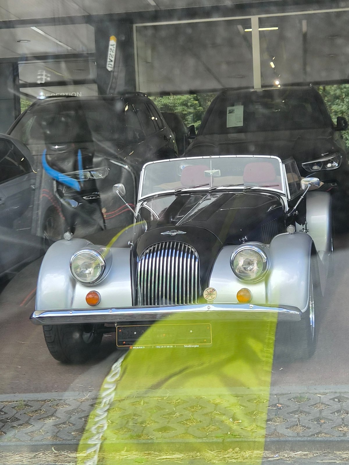 Vintage Morgan and street mural spotted in Bettembourg