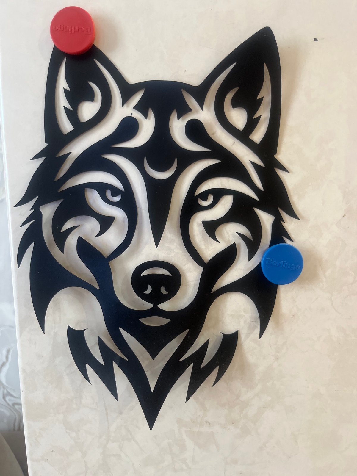 Apartment snapshots: selfies, flowers, and quirky home decor in Tyumen