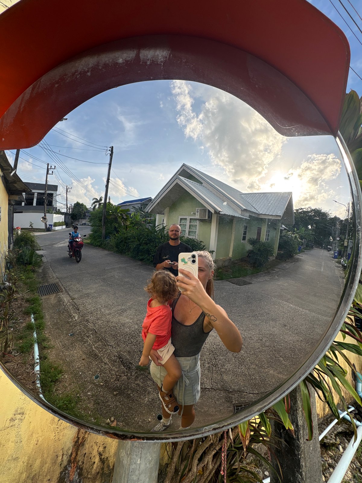 Bubble-blowing toddler, cartoons, and a speedboat in Choeng Thale