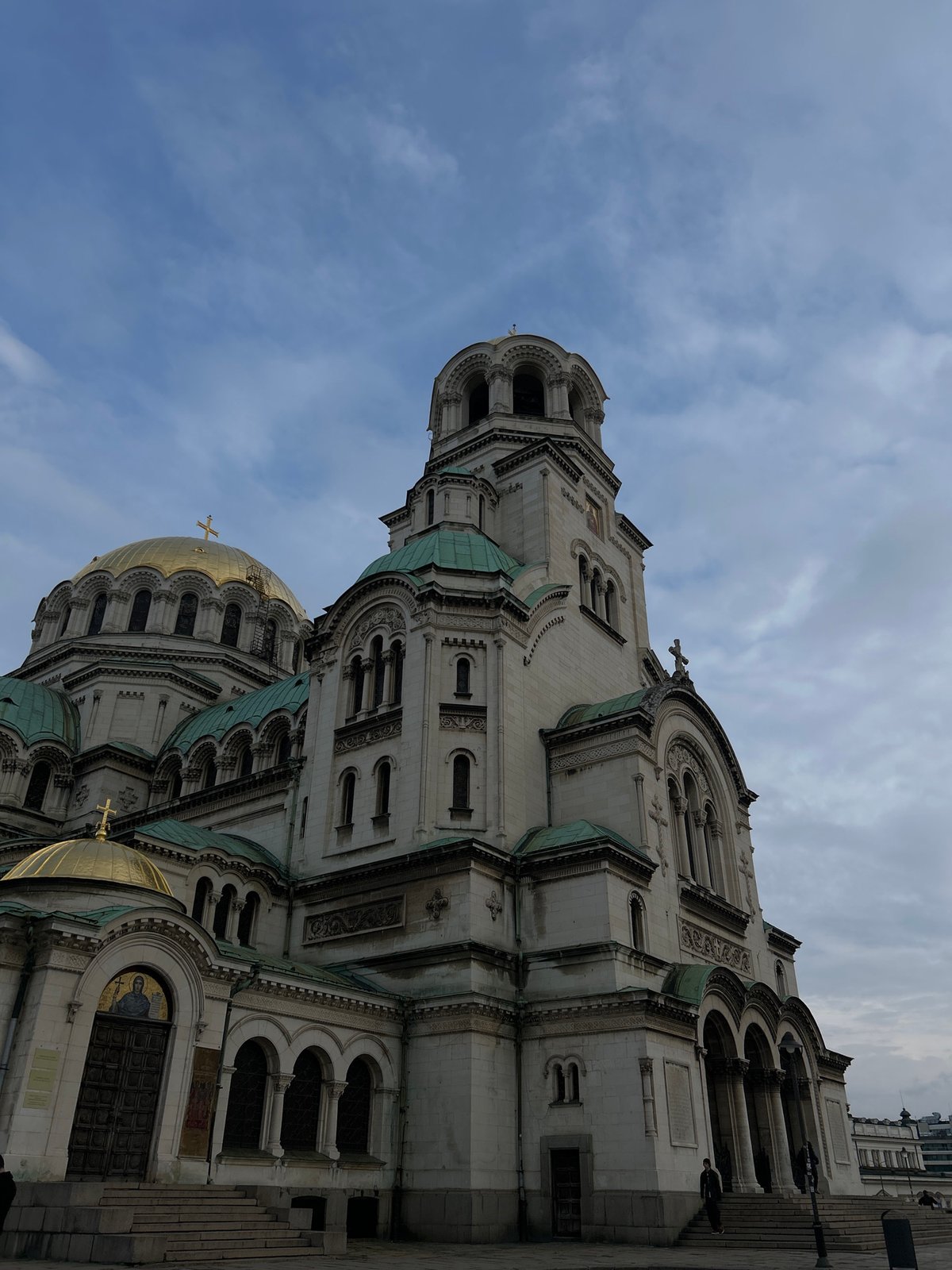 Lunch bowls and street art documented in Sofia