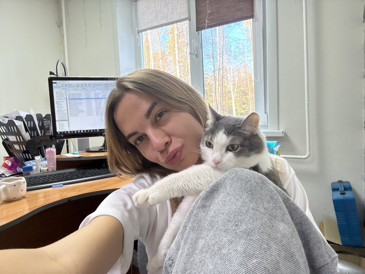 Person shares cat selfie, emotional post in Ust-Ilimsk