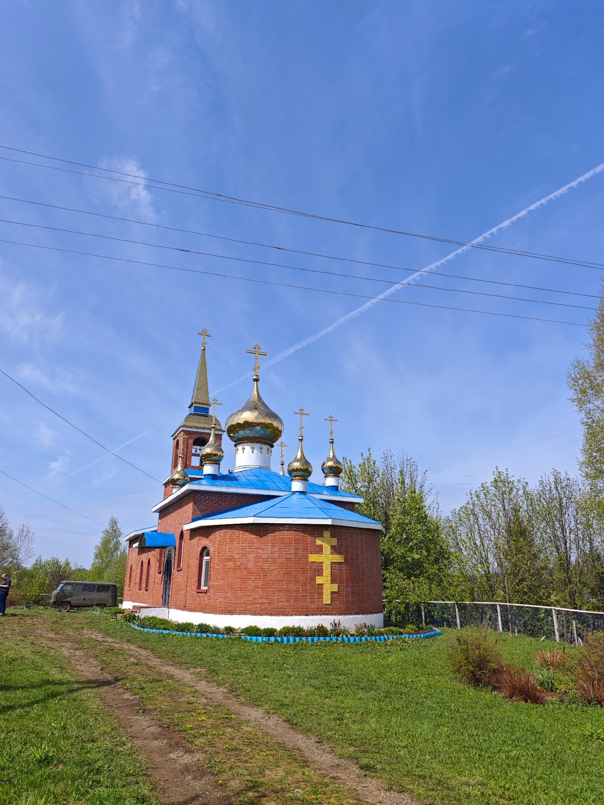 Morning documentation of everyday scenes in Большая Уса, Russia