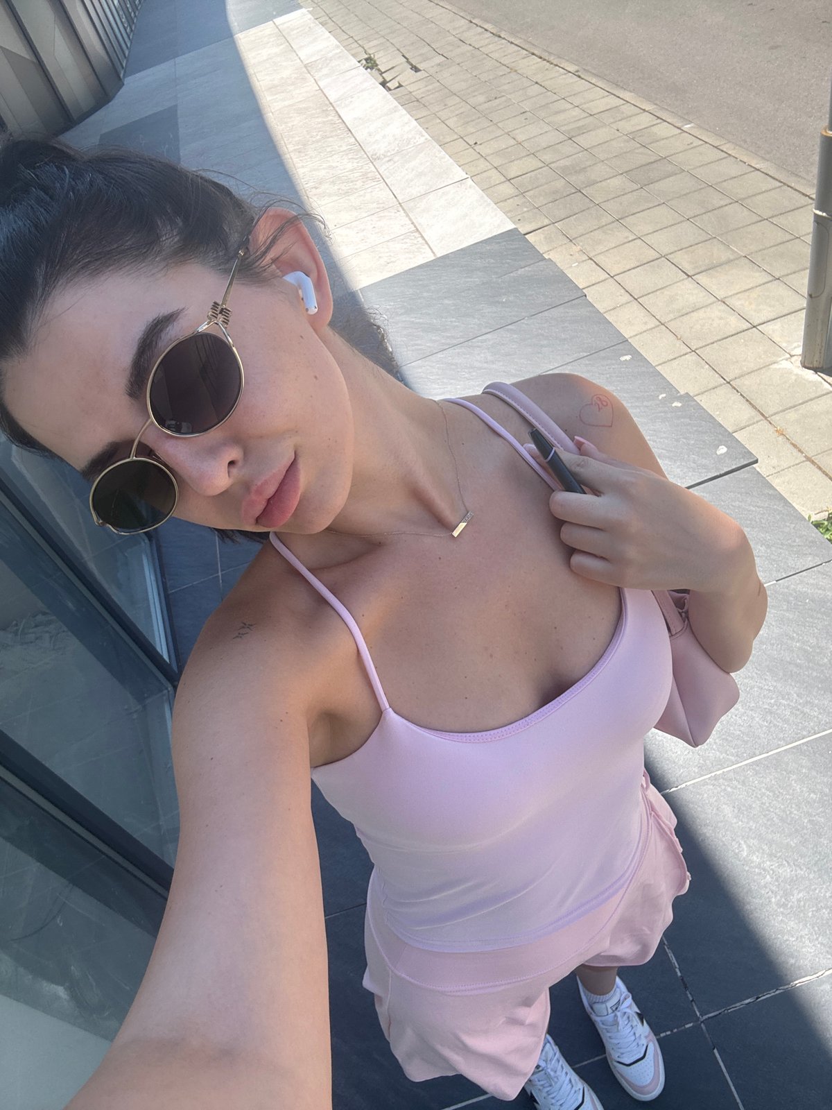 Coordinated pink summer outfit, selfie moment in Plovdiv