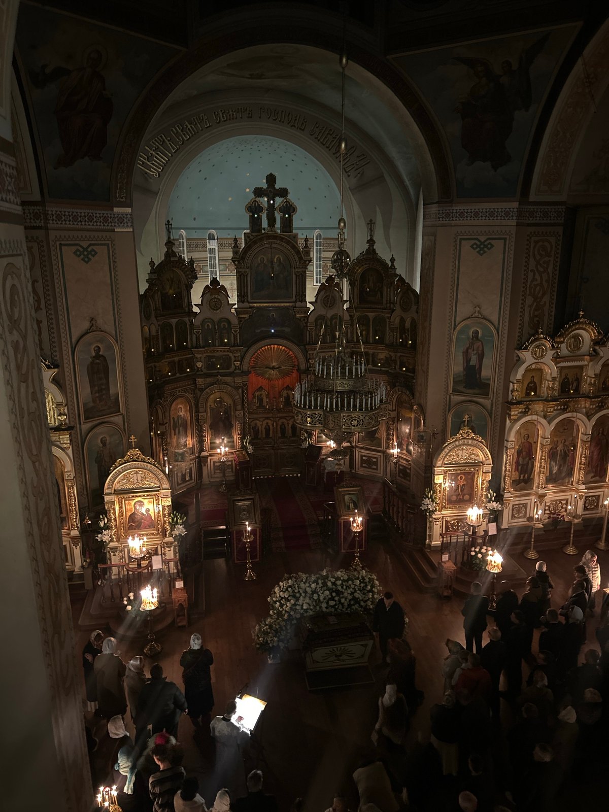 Orthodox service underway at Riga cathedral Saturday evening