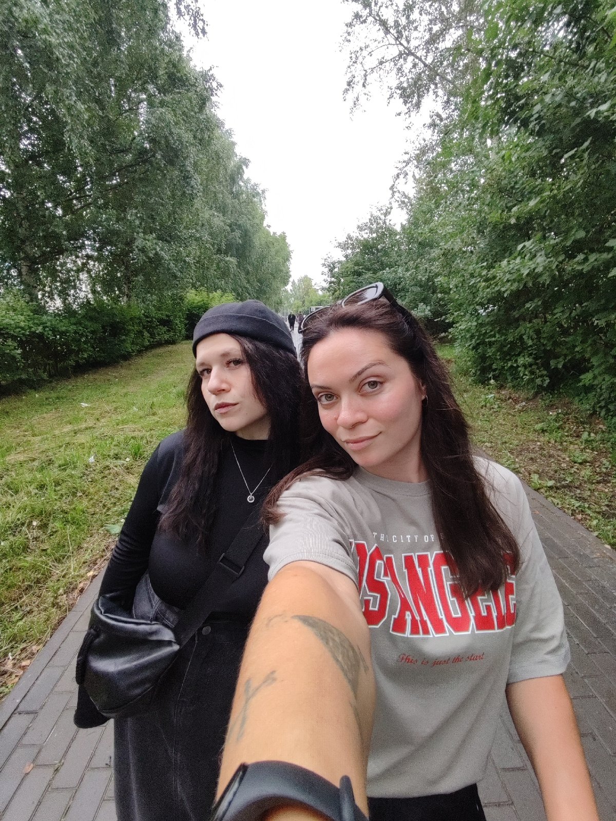 Afternoon out in Chaikovsky: flowers, strollers, and rainy traffic