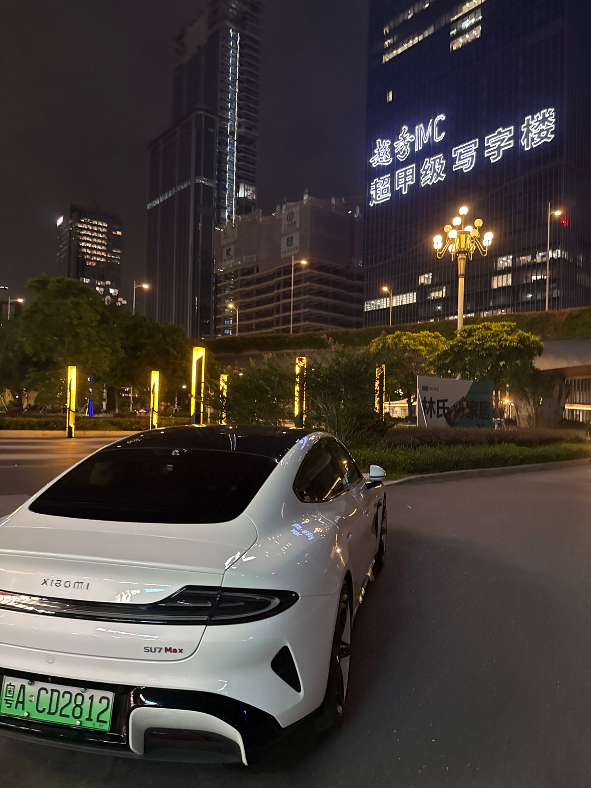 Nighttime urban scenes documented across Guangzhou's Huangpu, Tianhe districts