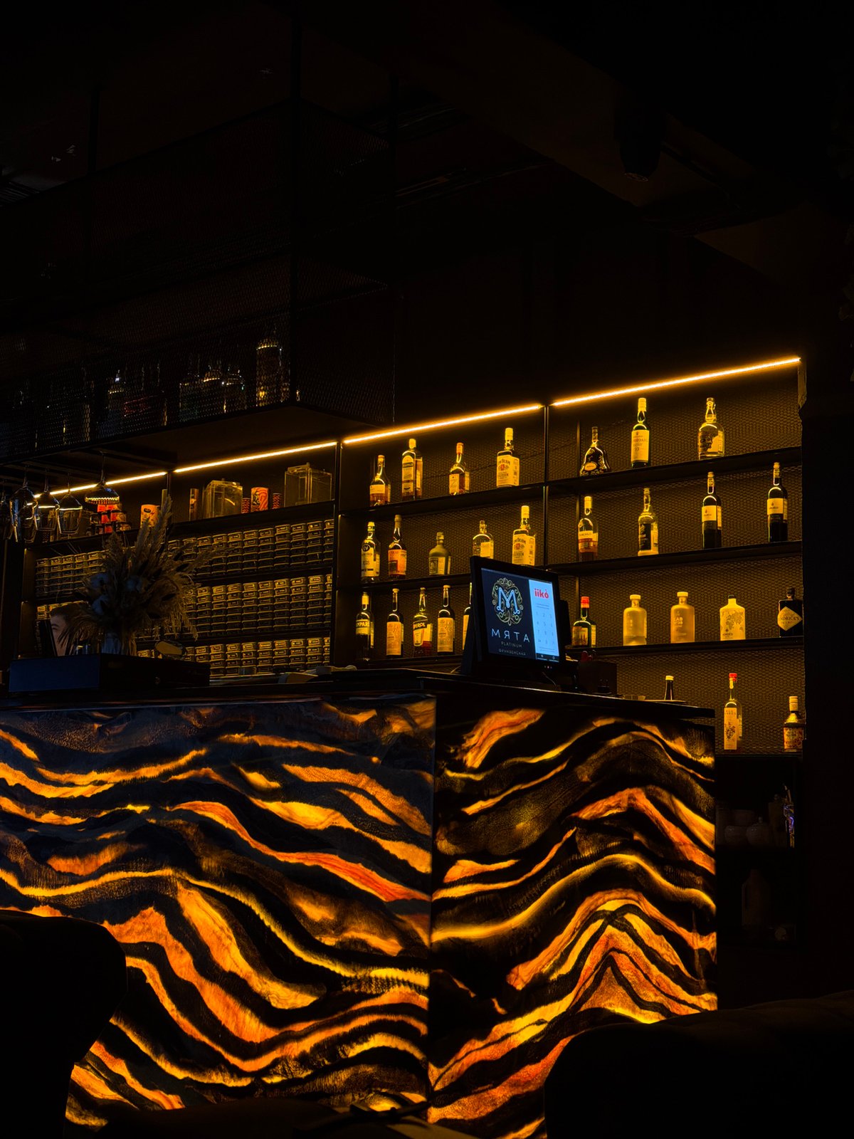 Moscow restaurant interior documented by witnesses during lunch hour