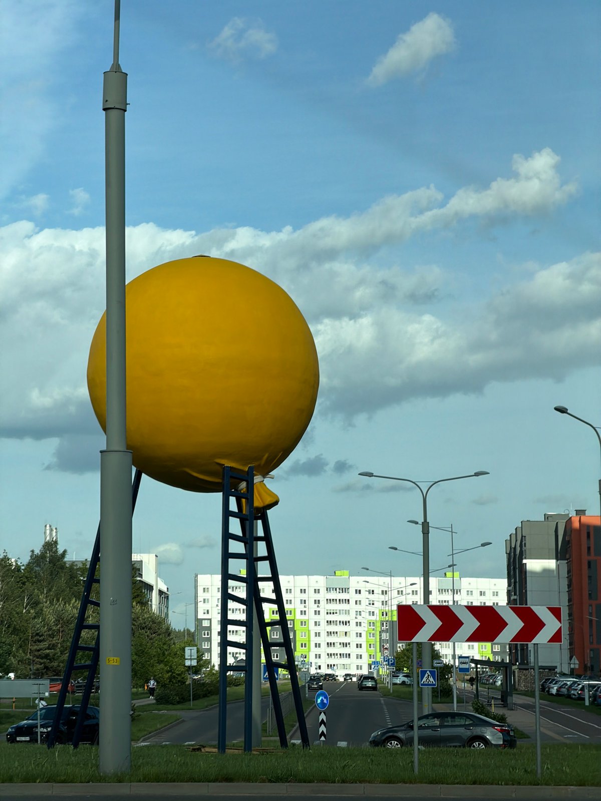 Yellow balloon-like structure spotted on pole in Belarus village
