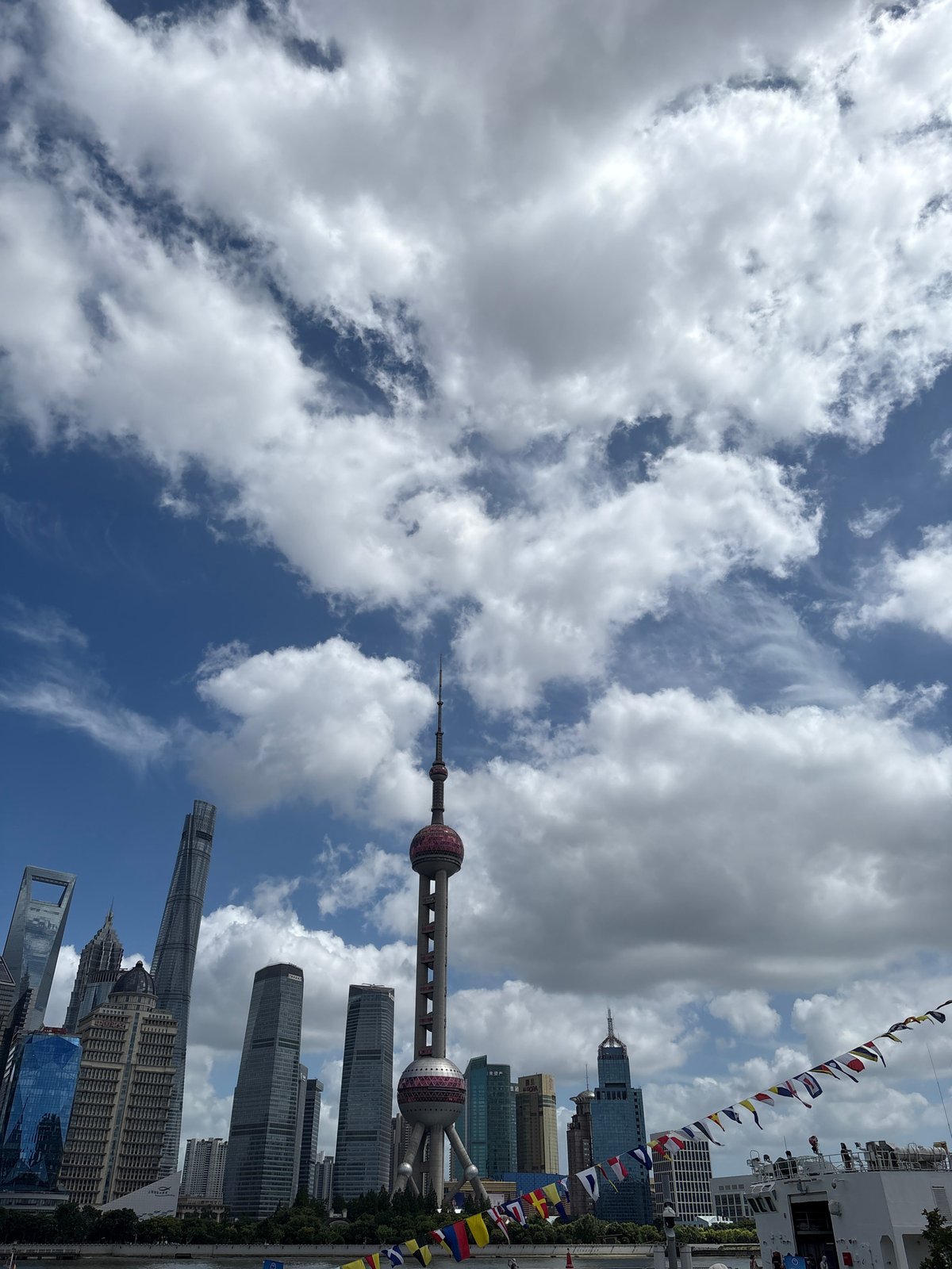 Huangpu River view of Shanghai's Lujiazui skyline