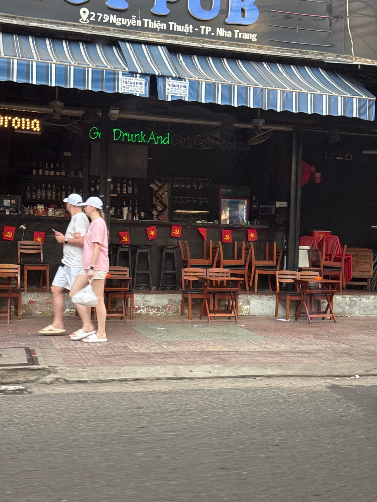Nha Trang beach festival day: volleyball, food, and street life