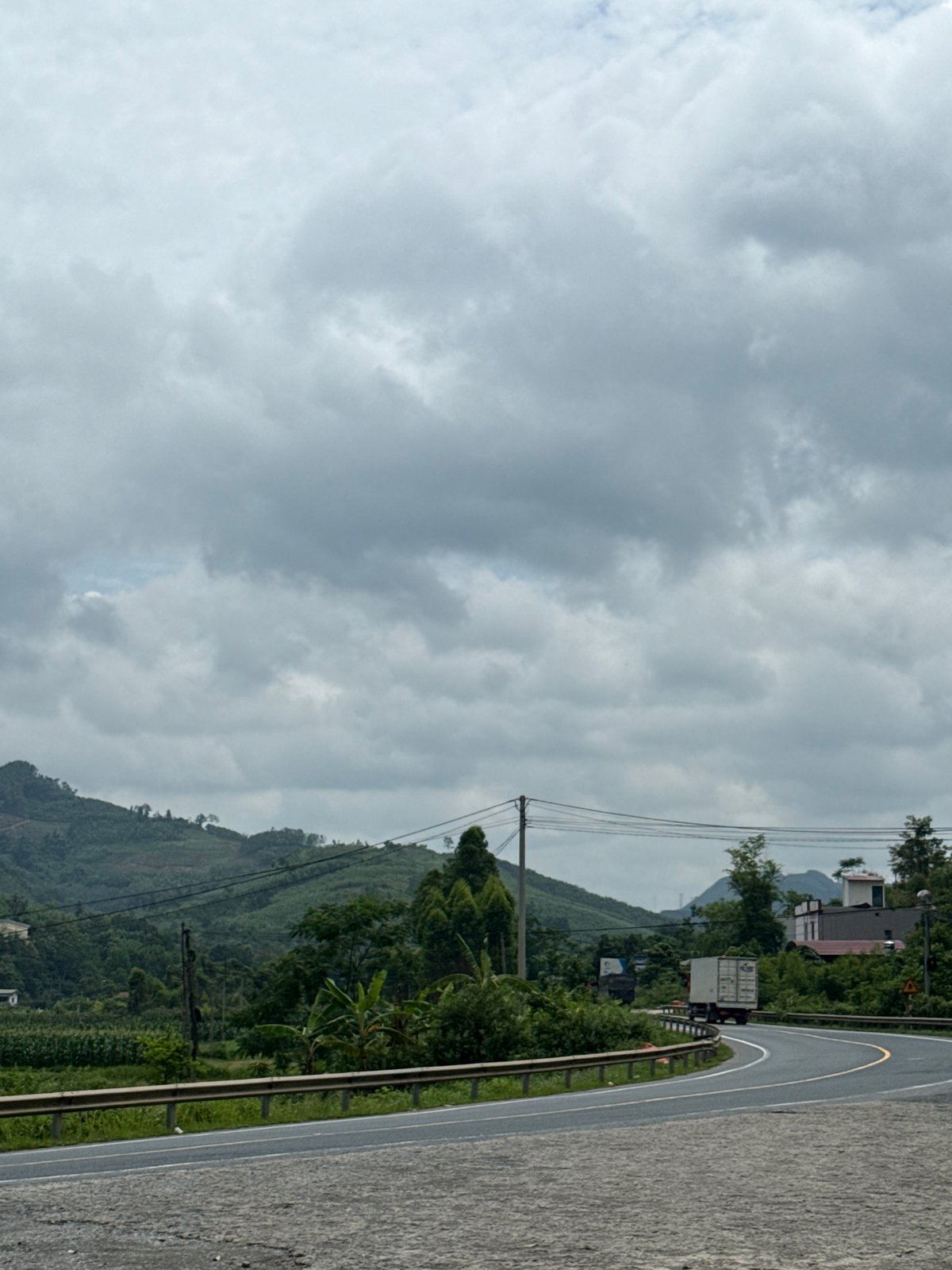 Early morning roadside scene captured in Mai Sao, Vietnam