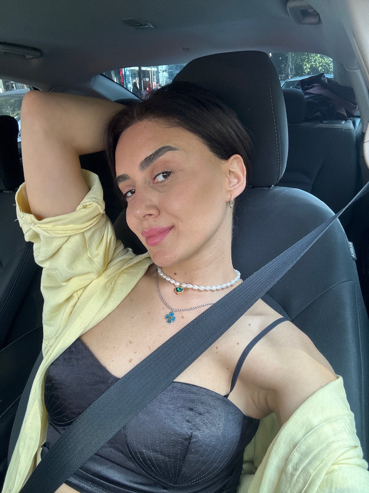 Car selfies and street views from a Tbilisi morning drive