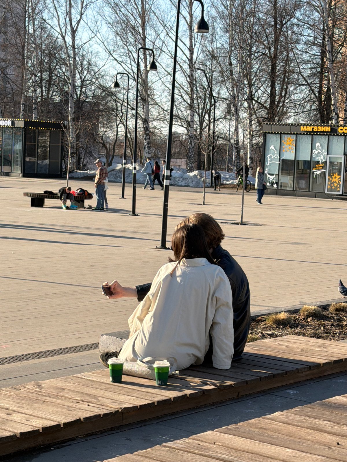 Casual Monday afternoon moments captured across Izhevsk, Russia