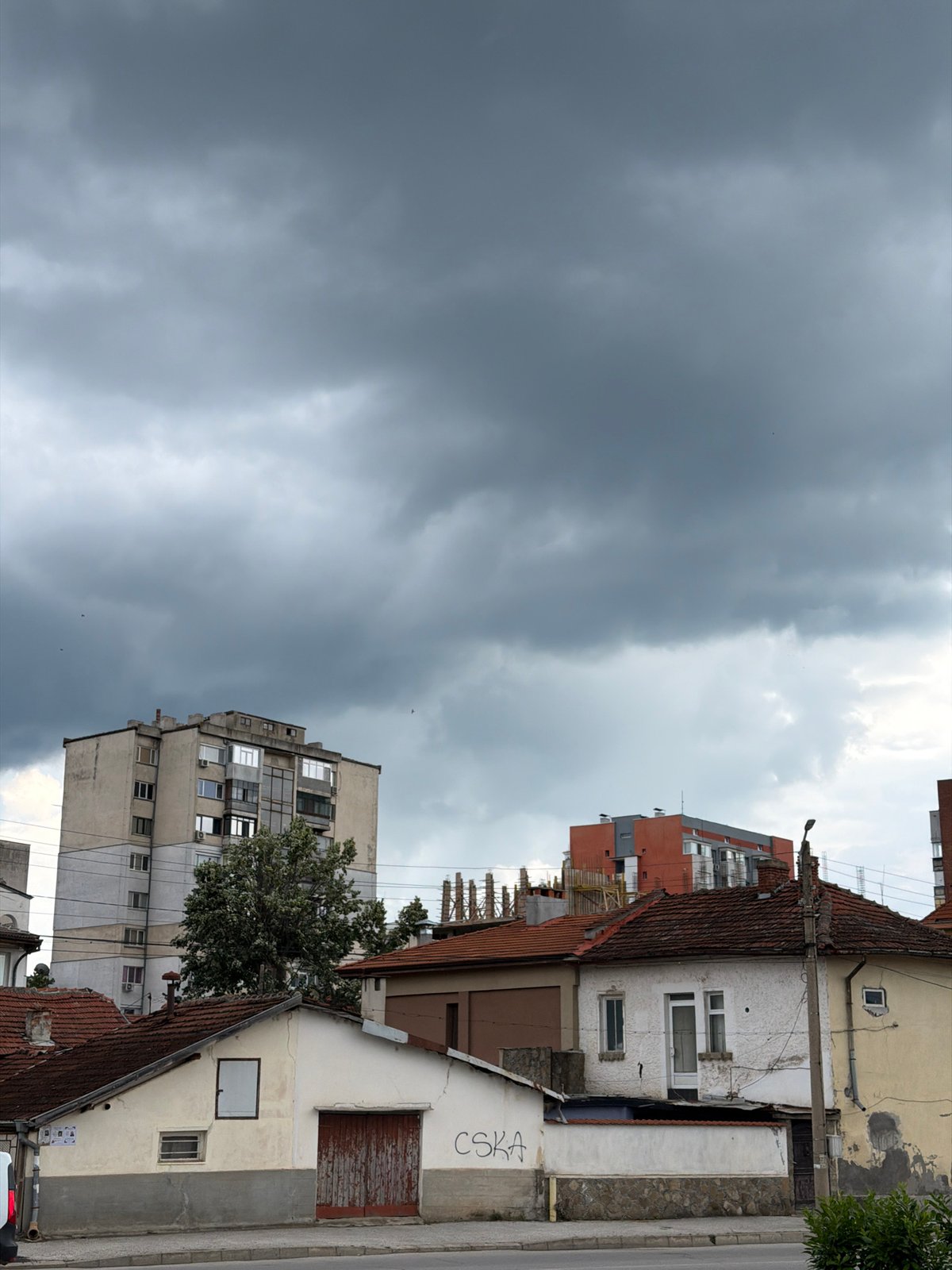 Overcast morning on a residential street in Lovech, Bulgaria