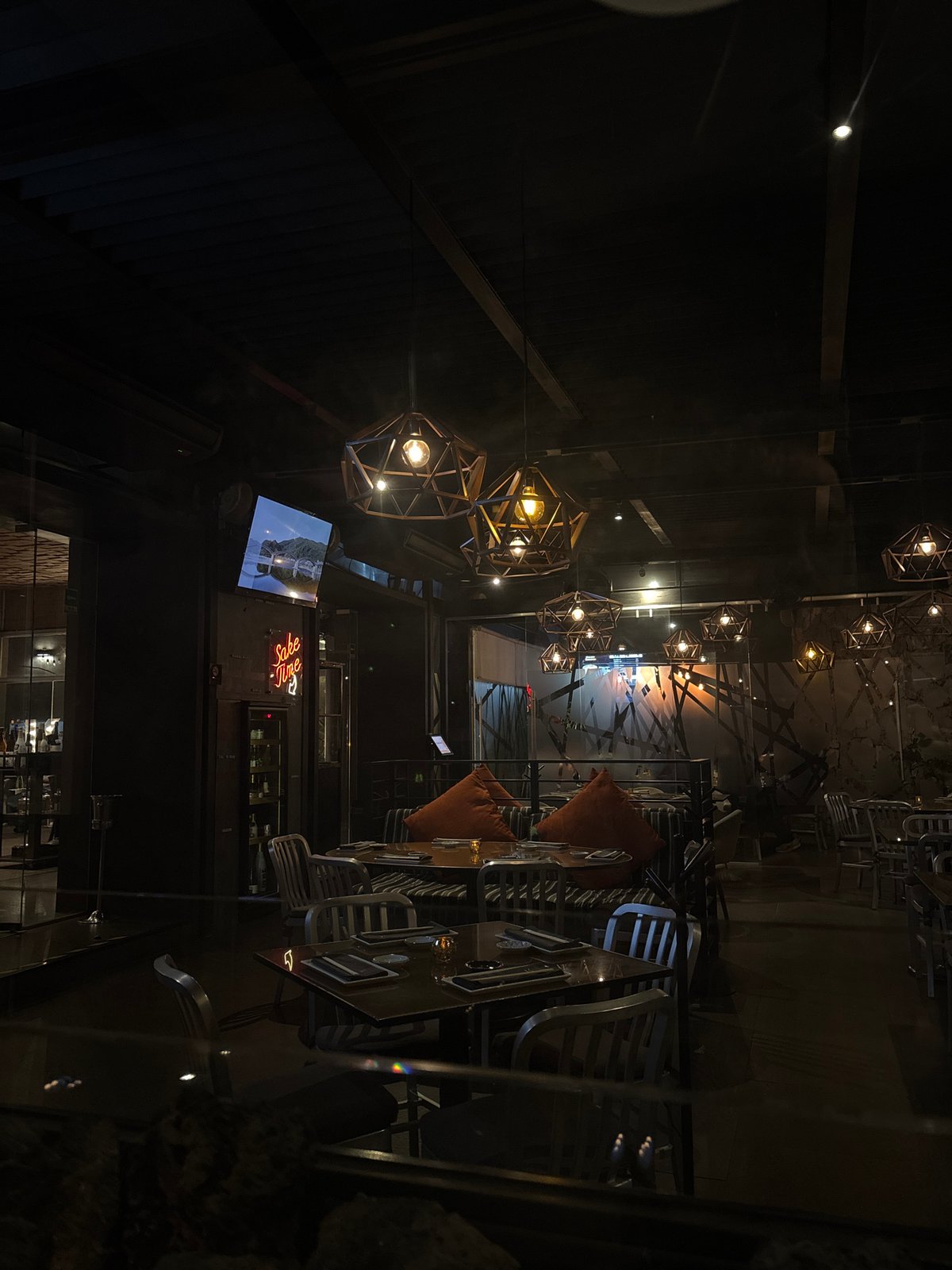 Late night dining experience documented at Puebla restaurant