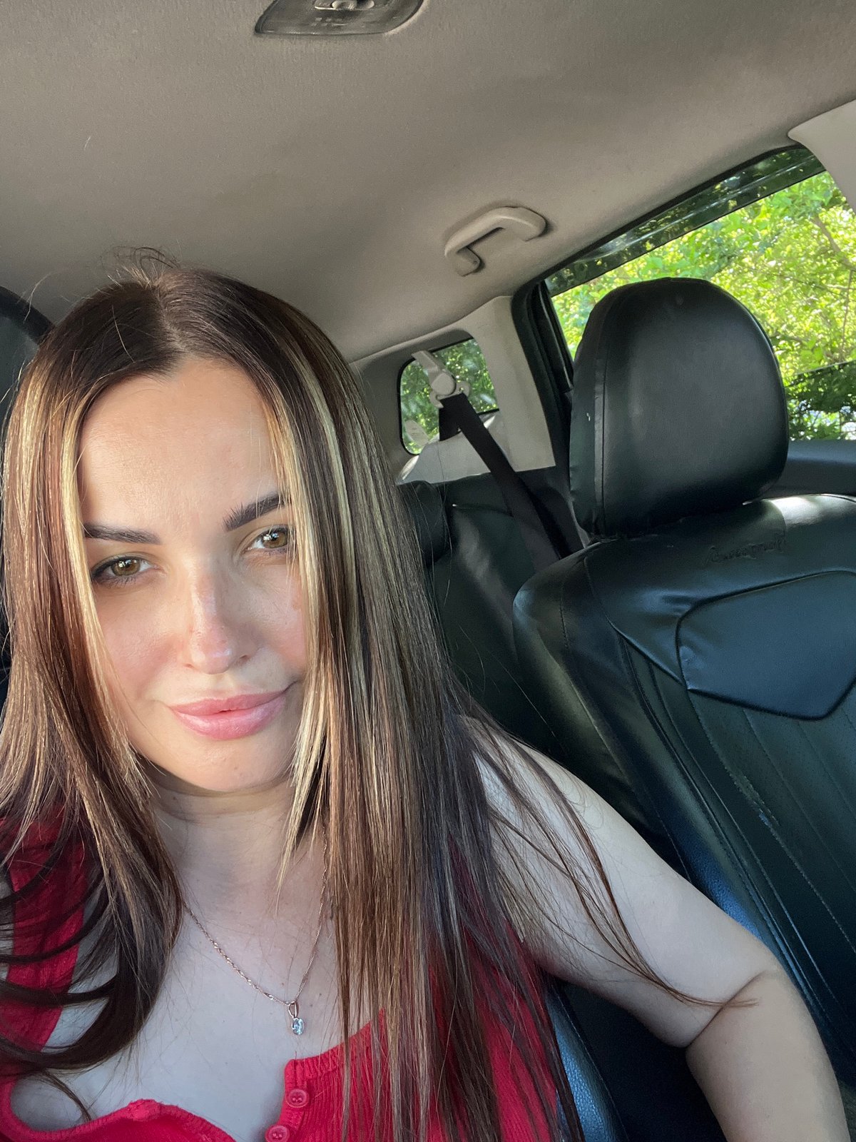 Morning out with a kid: café stops, car selfies, sunny day
