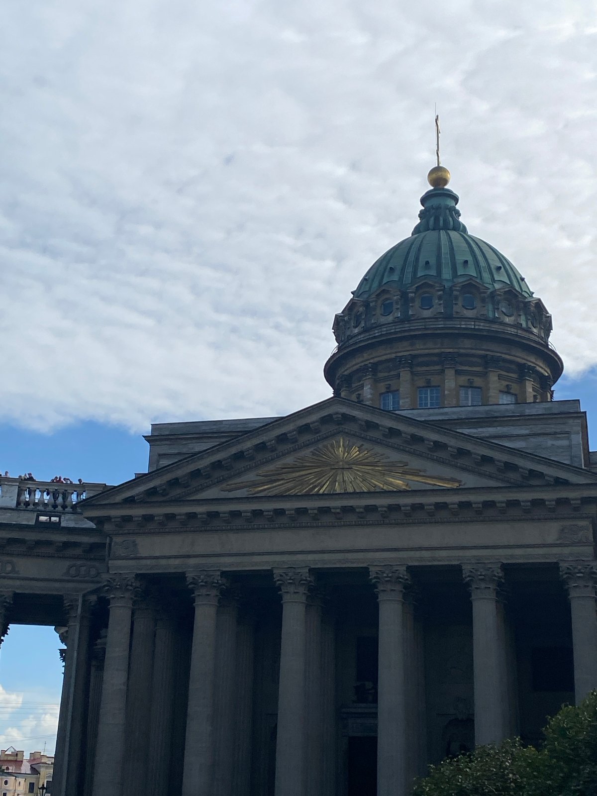 Selfie session around Kazan Cathedral, Saint Petersburg
