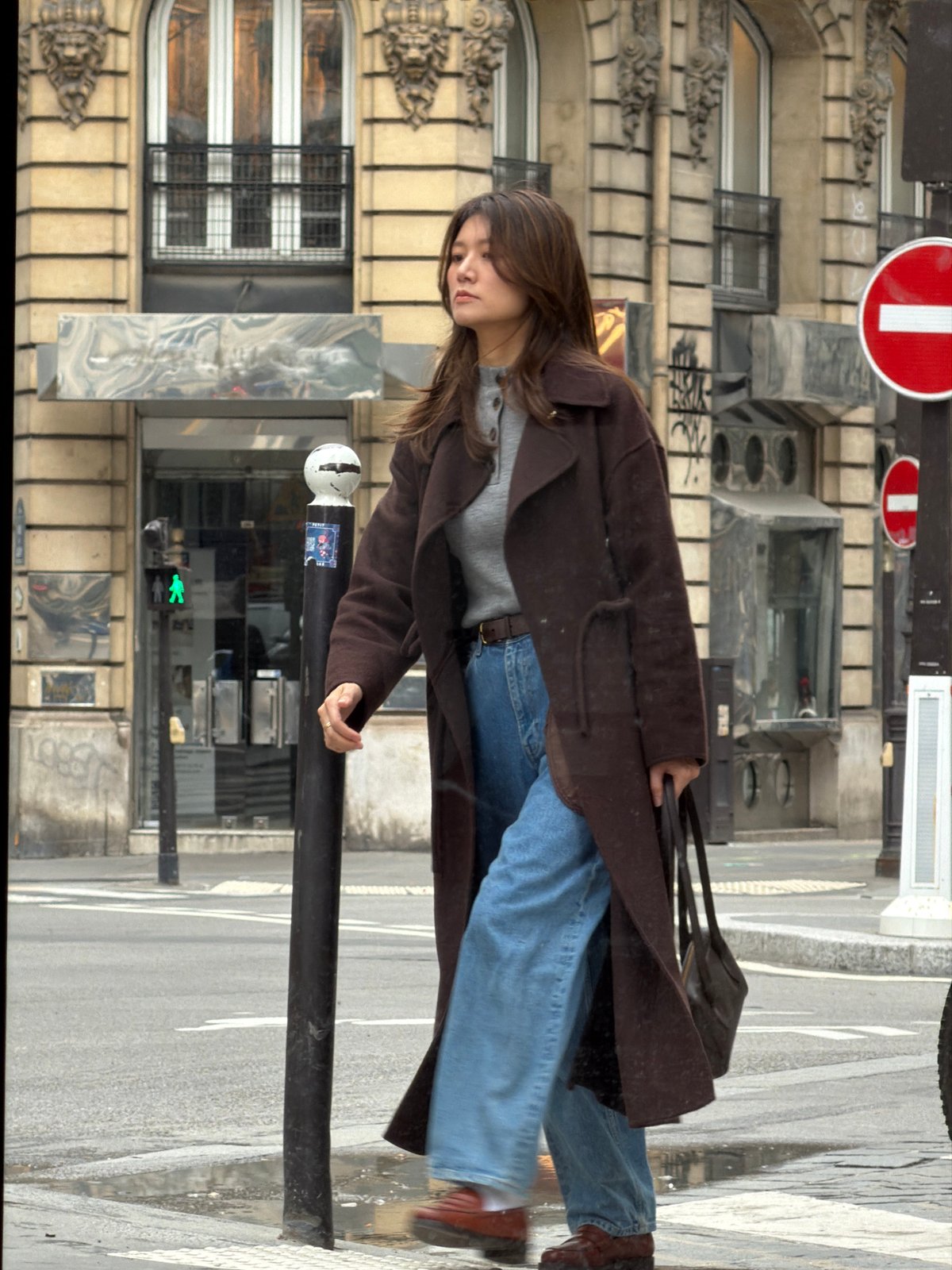 Ordinary street life documented across Paris during morning hours