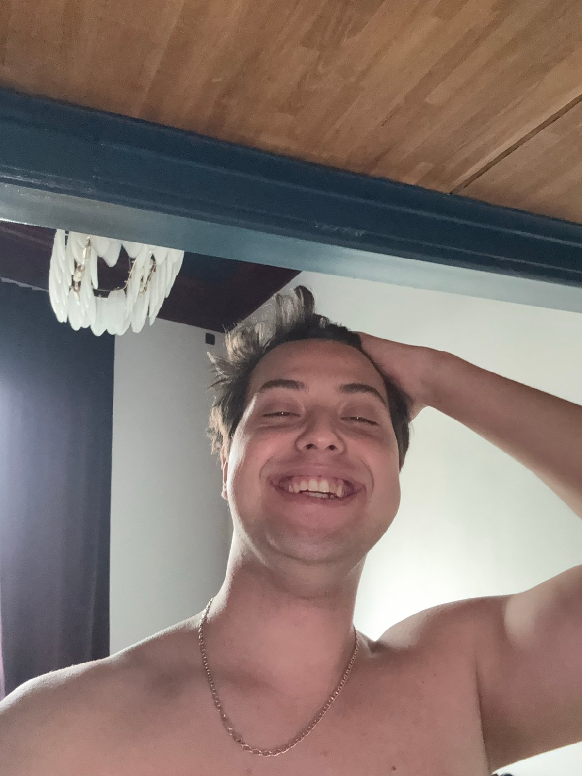 Morning routine documented in Vidnoye home through personal photographs