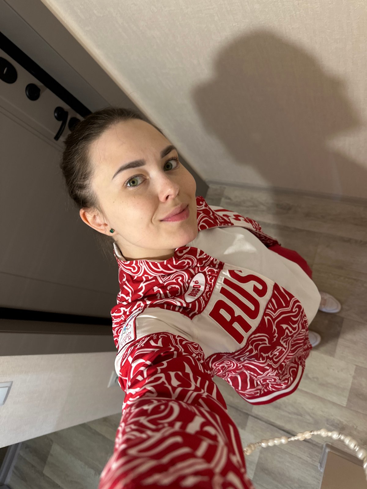 Woman documents morning activities across Perm, Russia locations