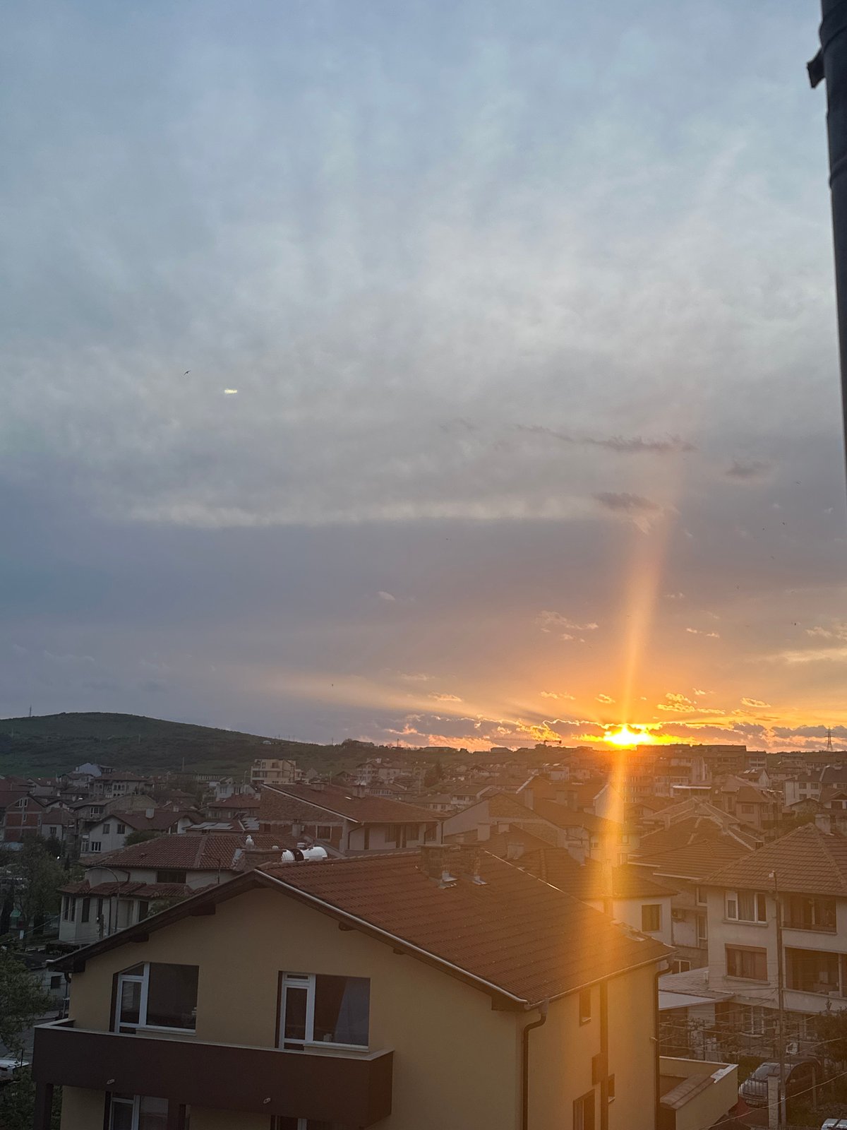 Sunset and cat drawing captured in Burgas, Bulgaria