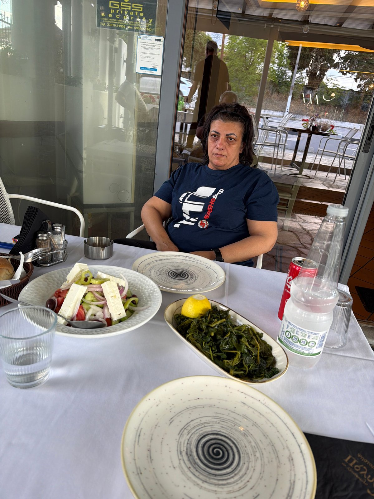 Traditional Greek meal documented at Μαυροβούνι restaurant