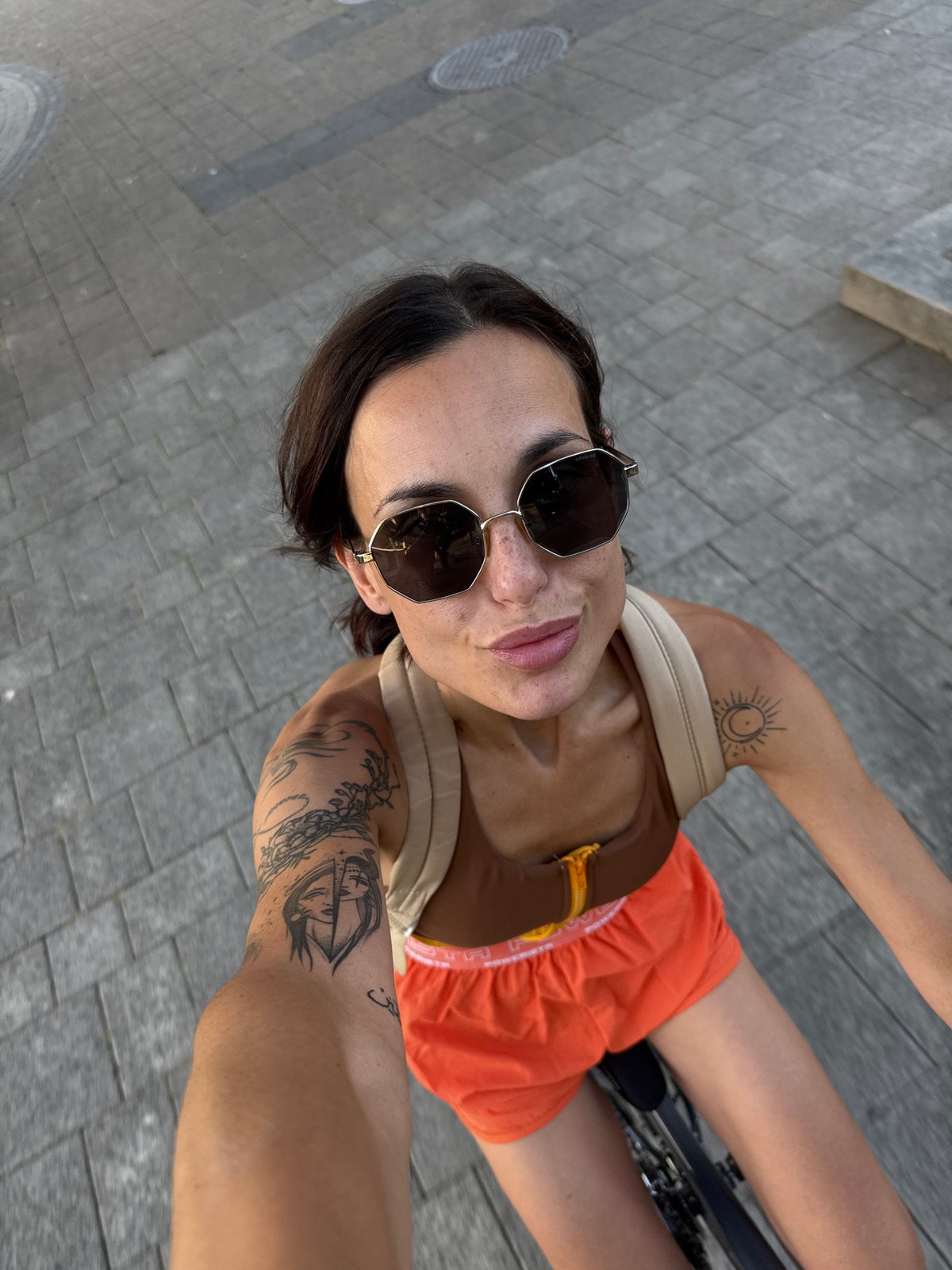 Cycling tour through Pleven's landmarks during sunset