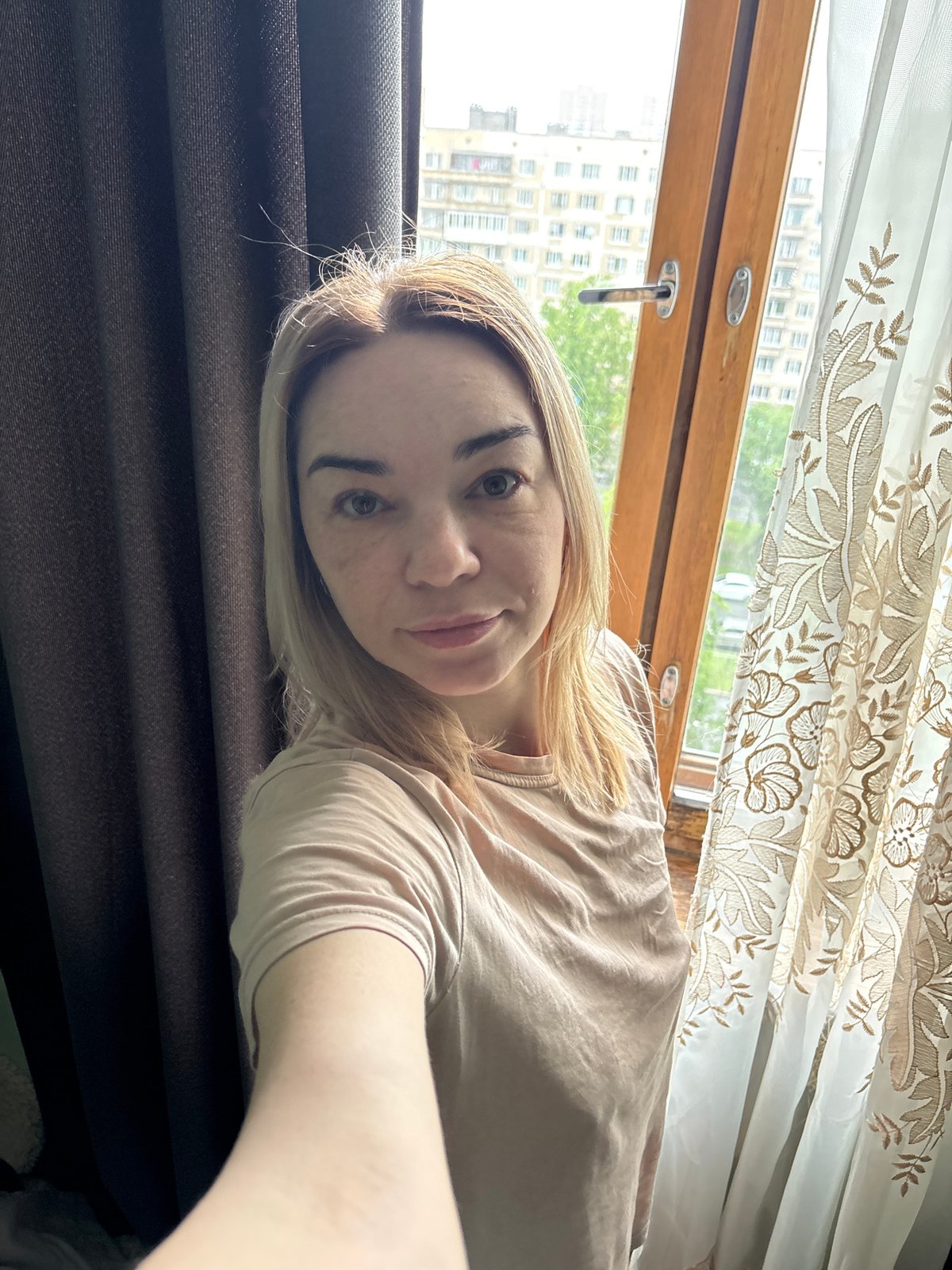Medical worker documented during early morning shift in Russia