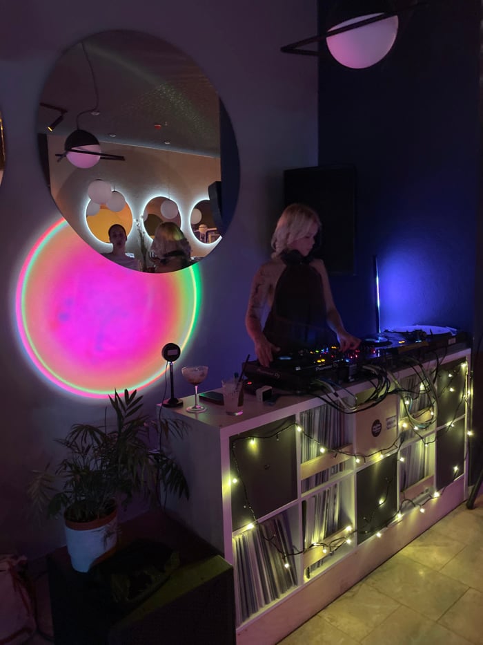 DJ event with husky companion draws crowd in Montenegro