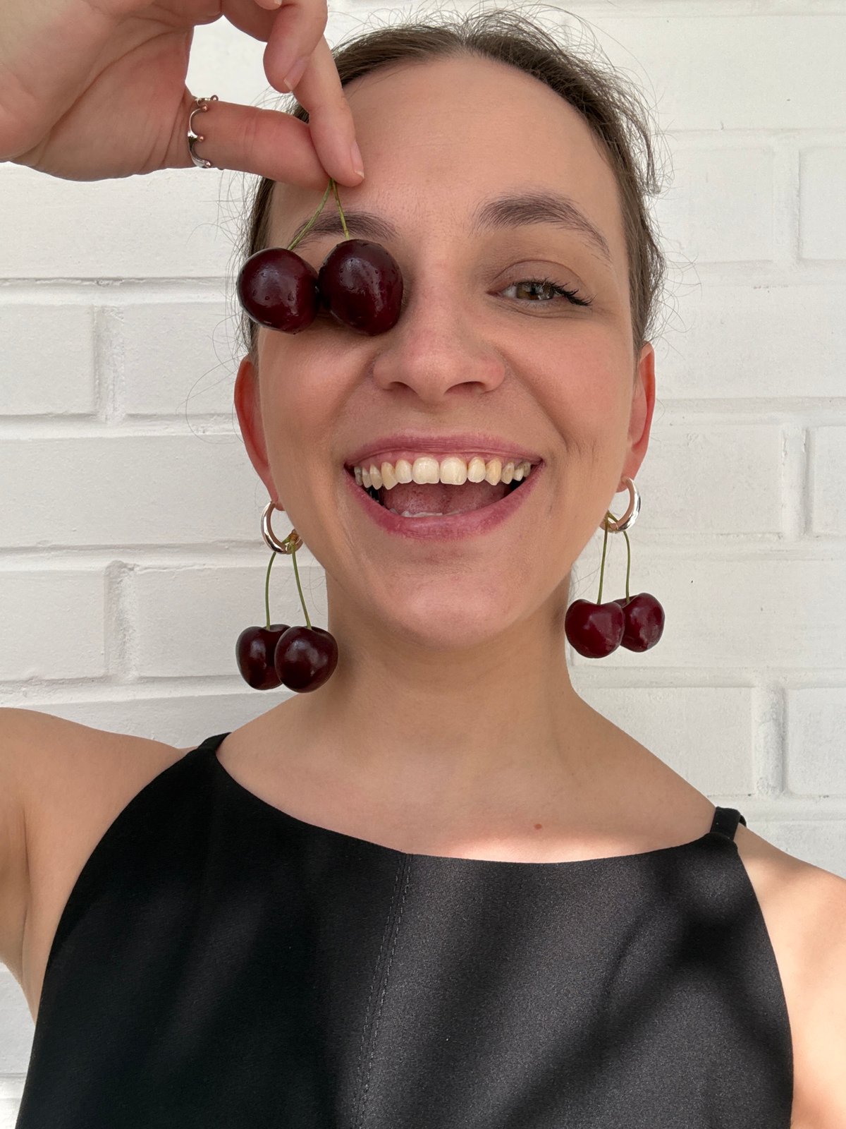 Casual photo session in Chaikovsky featuring cherry accessories and portraits