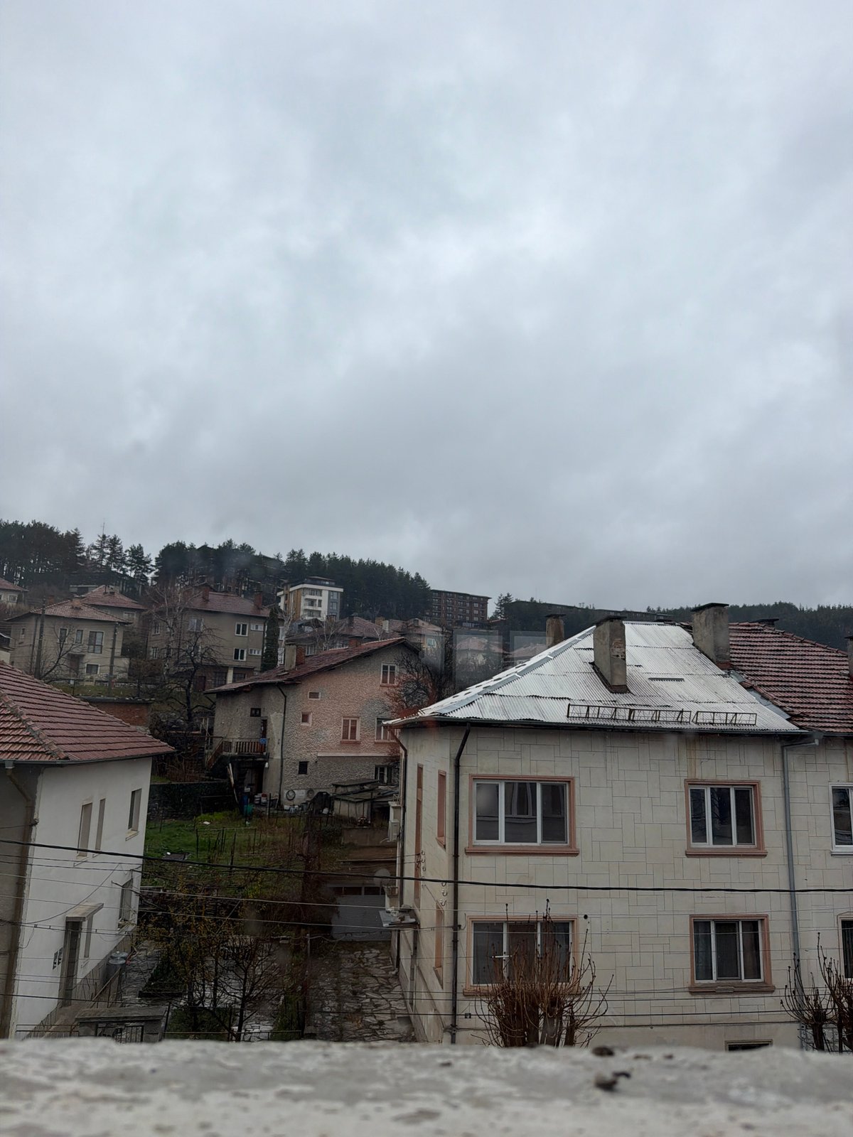 Morning classroom activities documented in Velingrad, Bulgaria