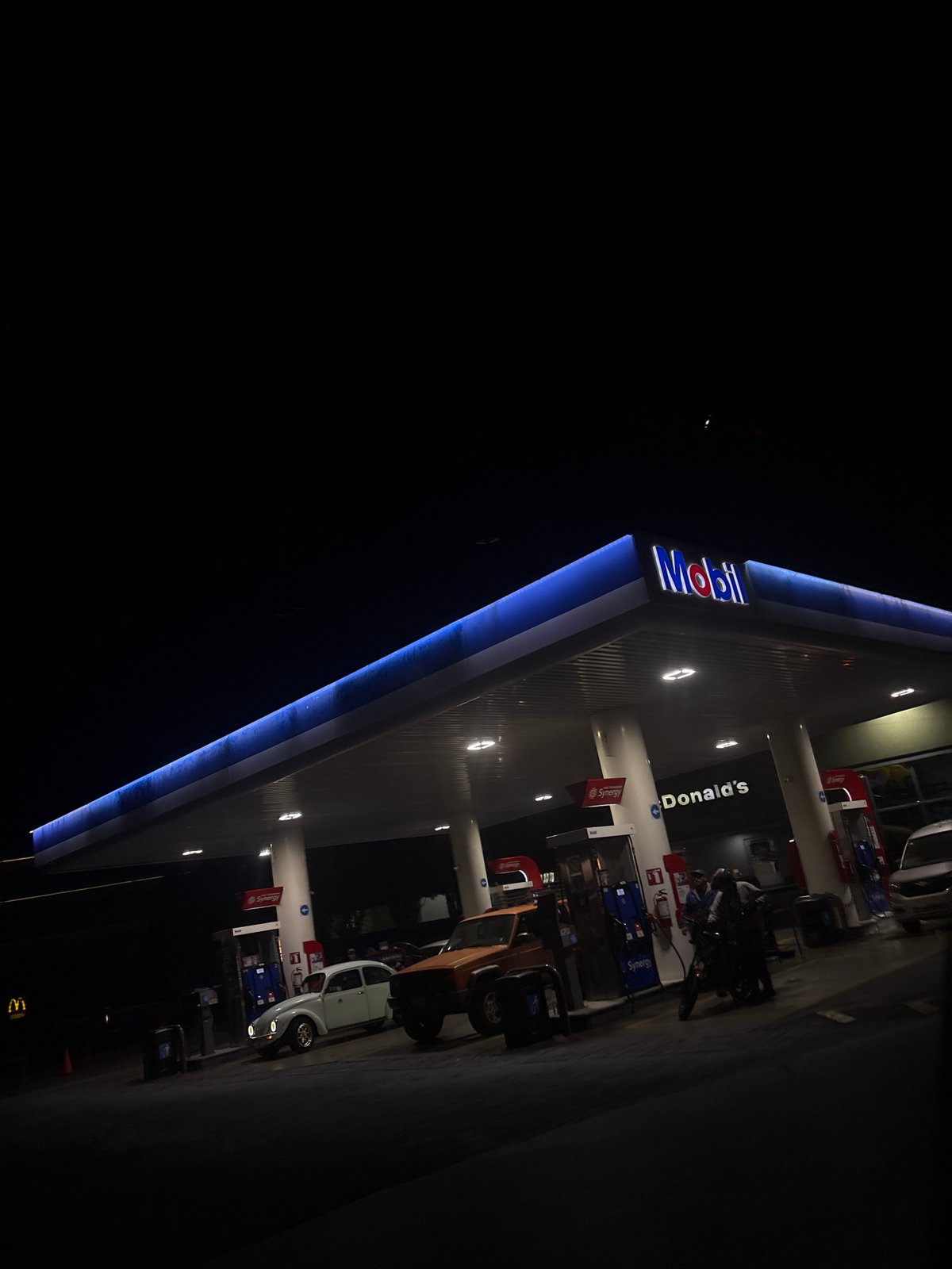 Nighttime street scenes documented in San Andrés Cholula, Mexico