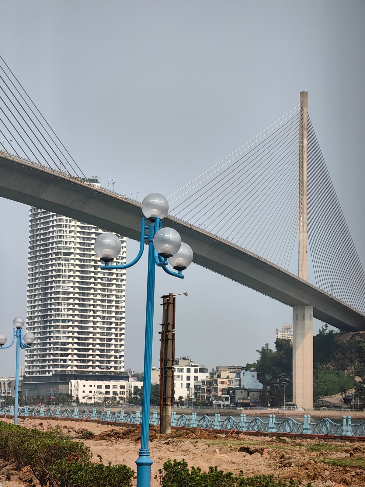 Bai Chay Bridge photographed from multiple angles in Vietnam