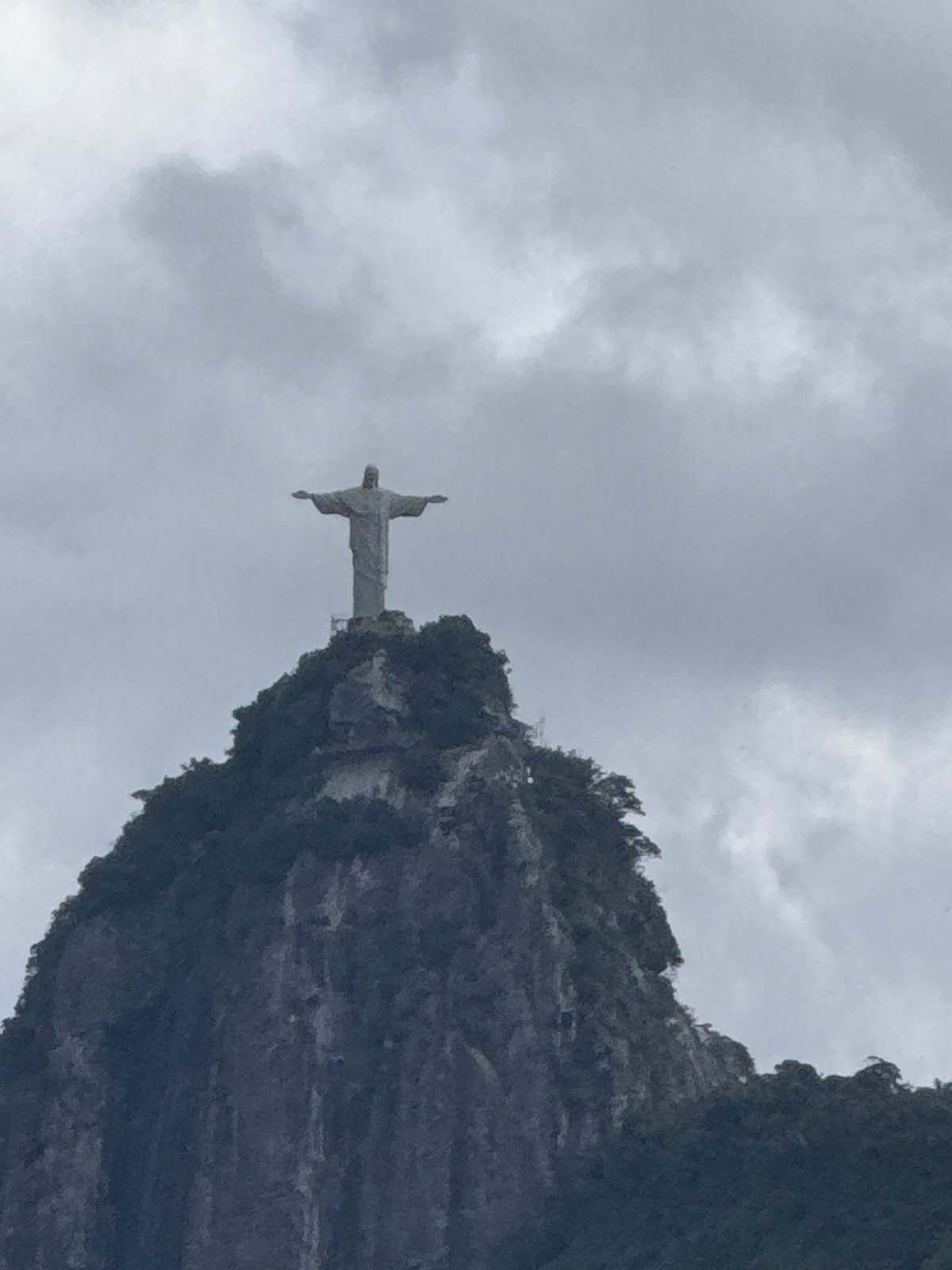 Ordinary afternoon moments captured across Rio de Janeiro neighborhoods