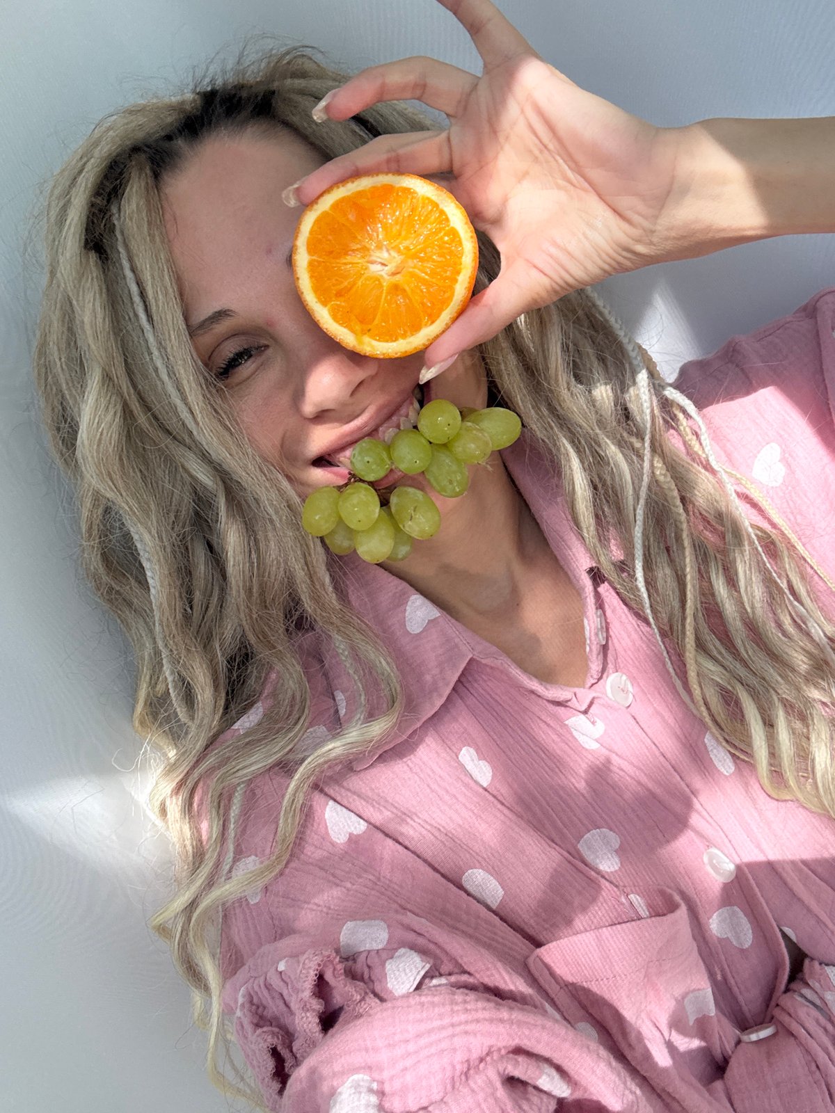 Casual indoor moments captured across Rusanovo, Russia afternoon