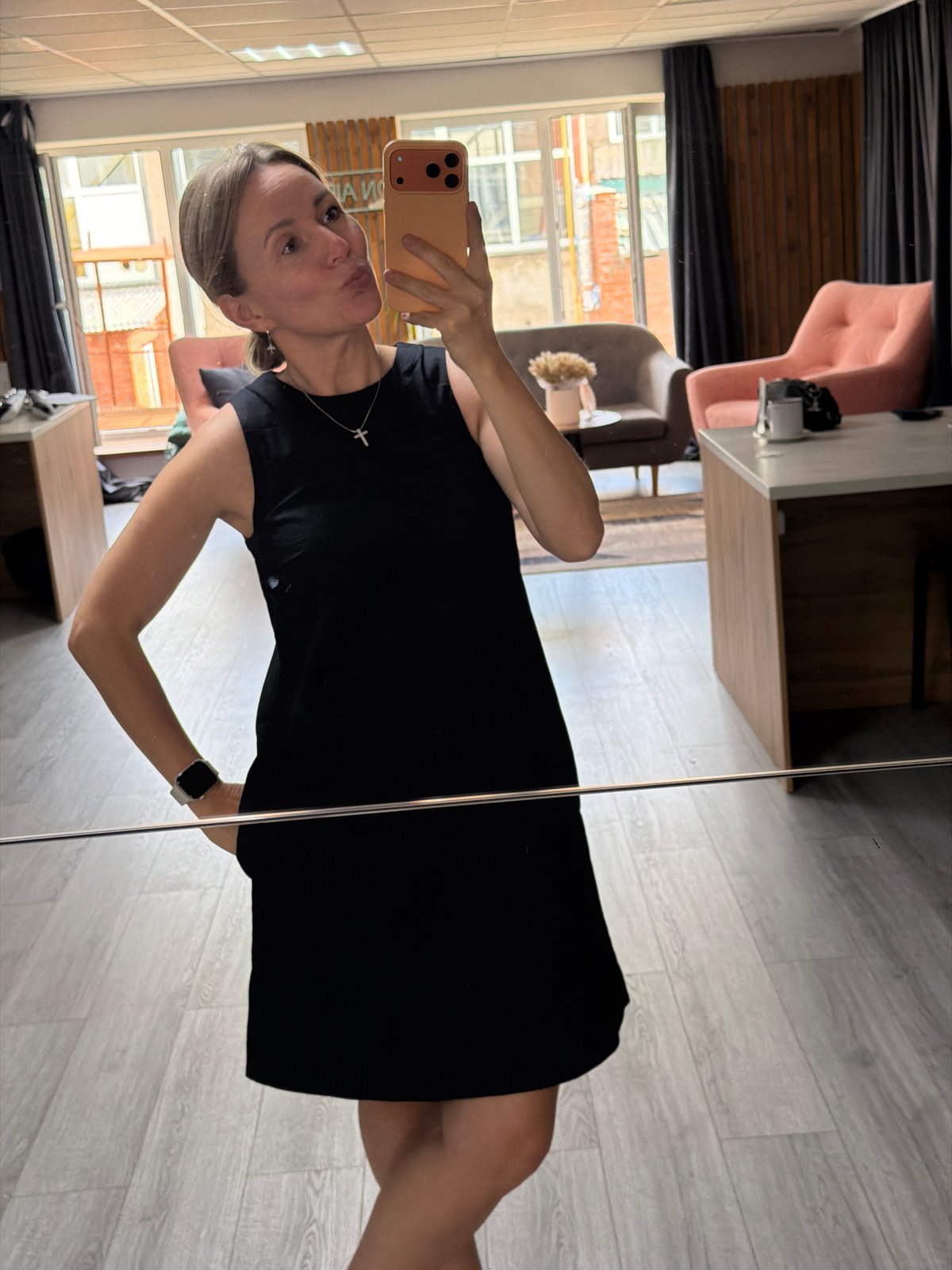 Afternoon out in Chaikovsky: café, car, and selfies