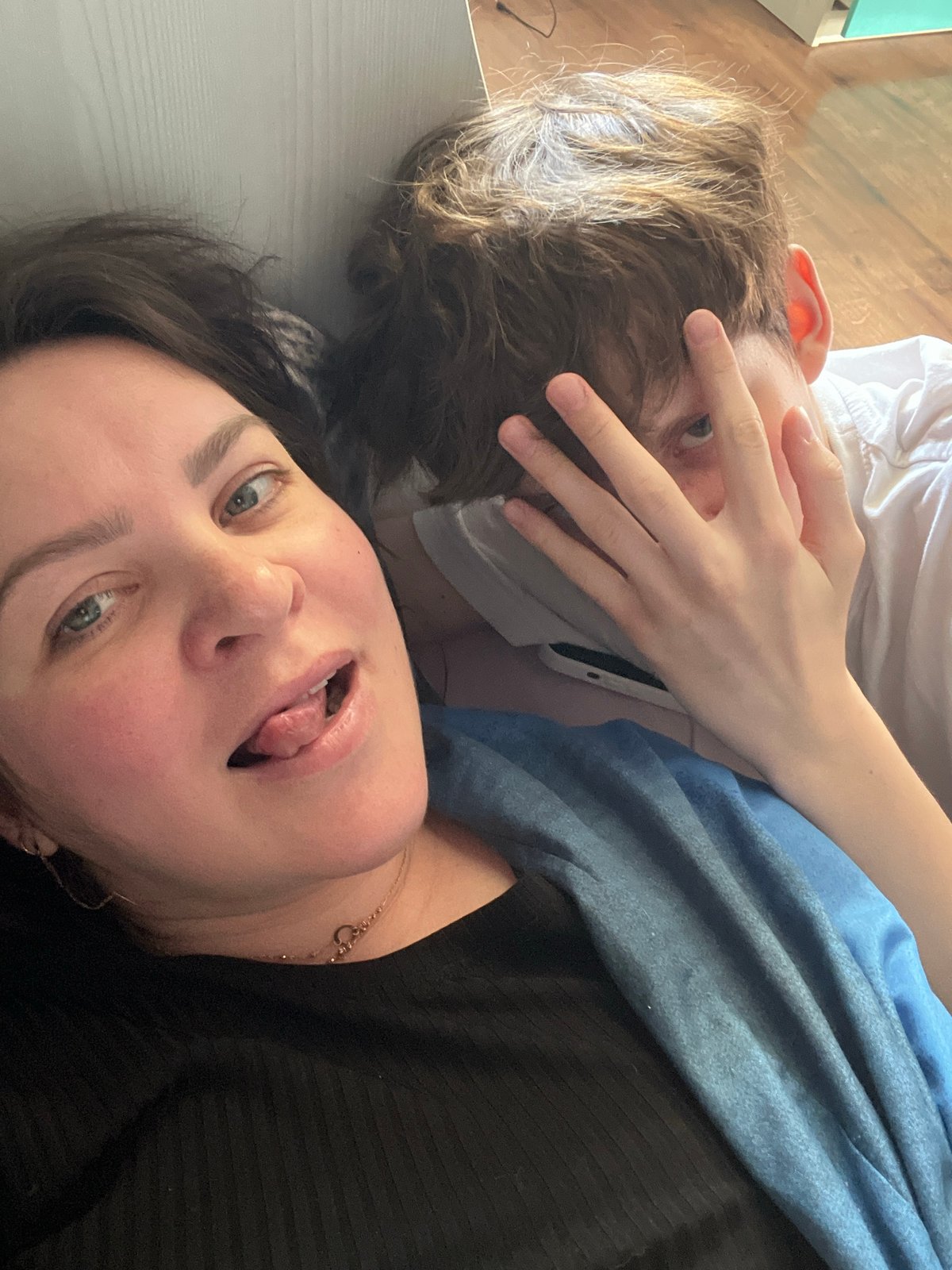 Sunday morning domestic life documented in Noviy, Russia