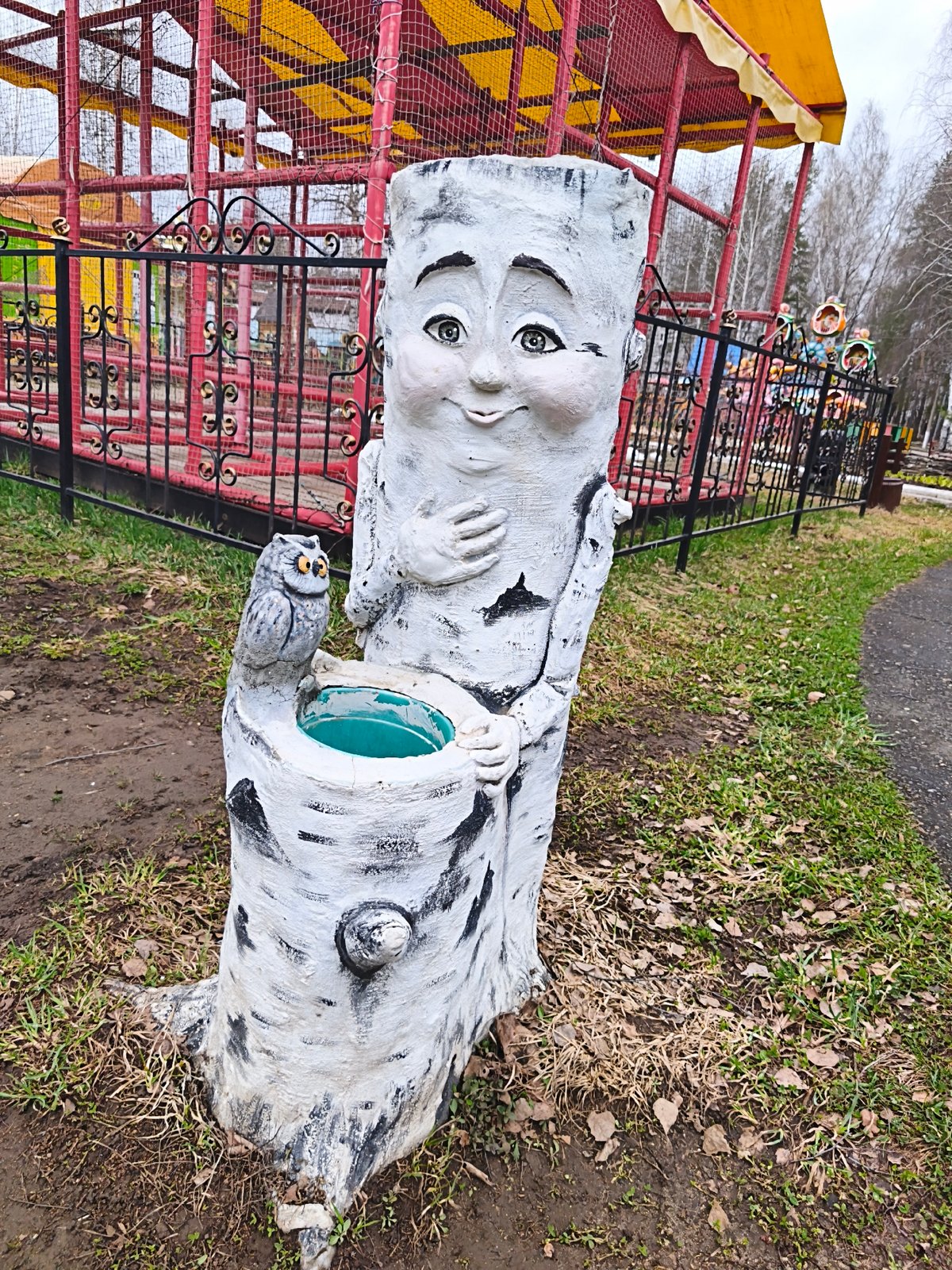 Everyday life moments captured across Chaikovsky, Russia parks and homes