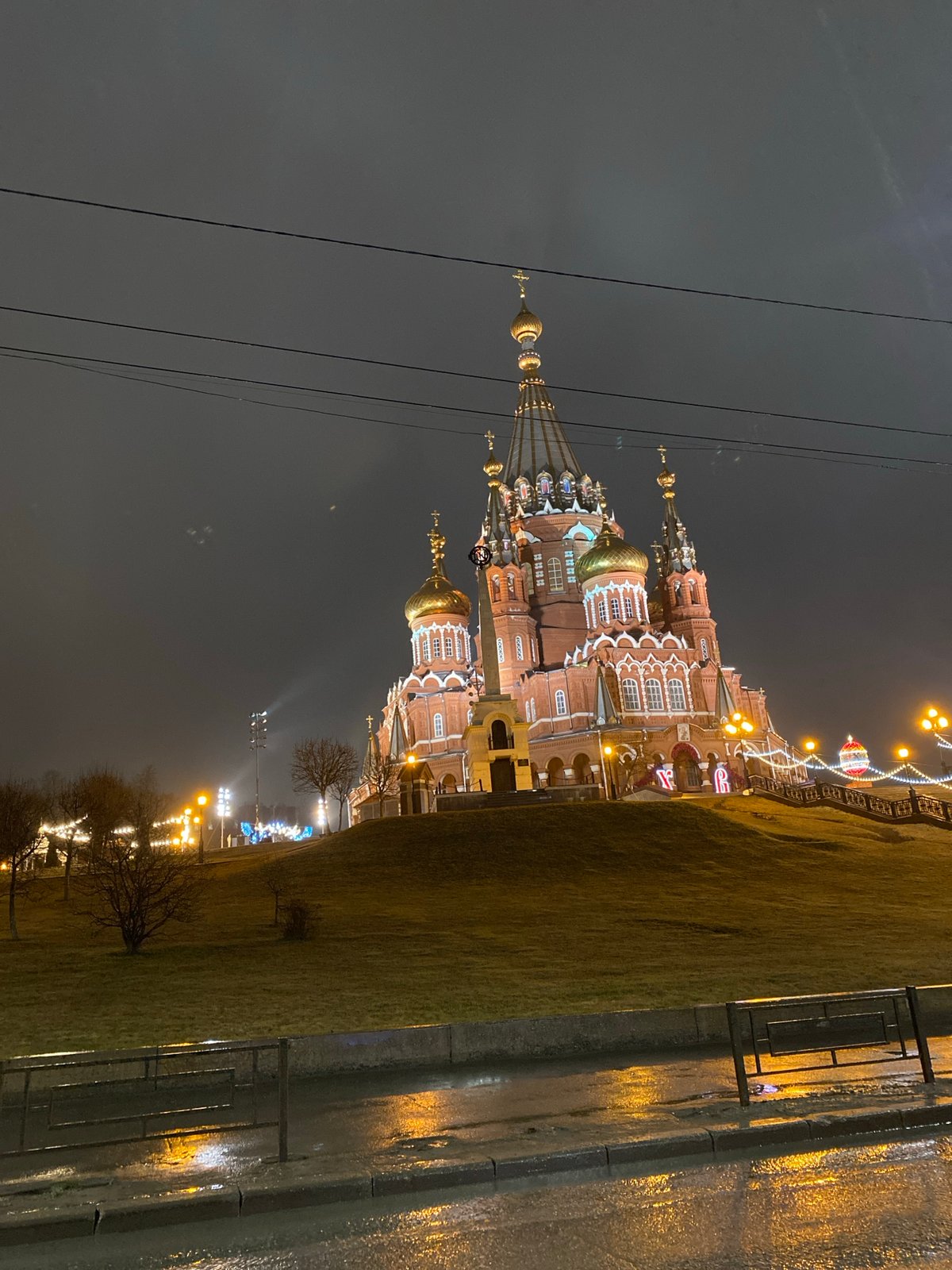 Evening cathedral visit and cafe stop documented in Izhevsk