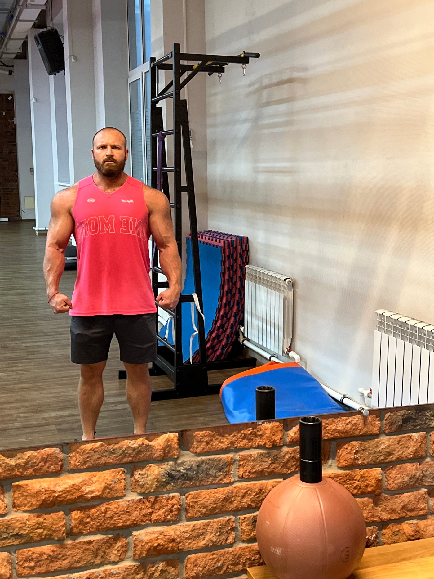 Gym sessions, a car wash, and street scenes in Chaikovsky