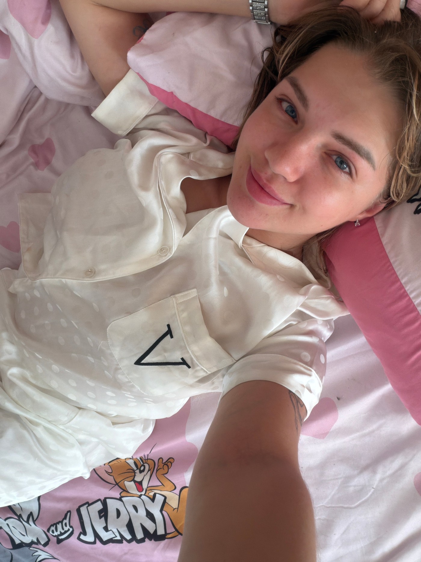 Woman takes late-night selfie in bed in Russia