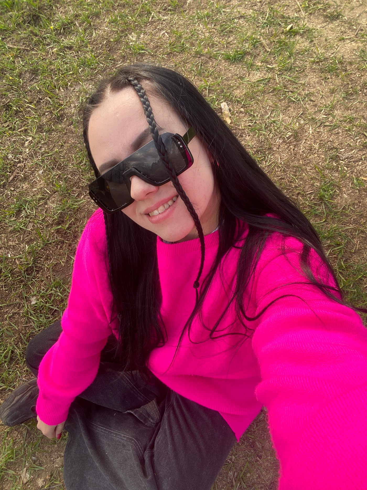 Woman enjoys spring day in Chaikovsky park, takes selfies